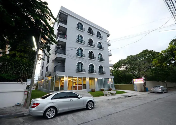 Resortel Lat Phrao 91 Aparthotel Bangkok